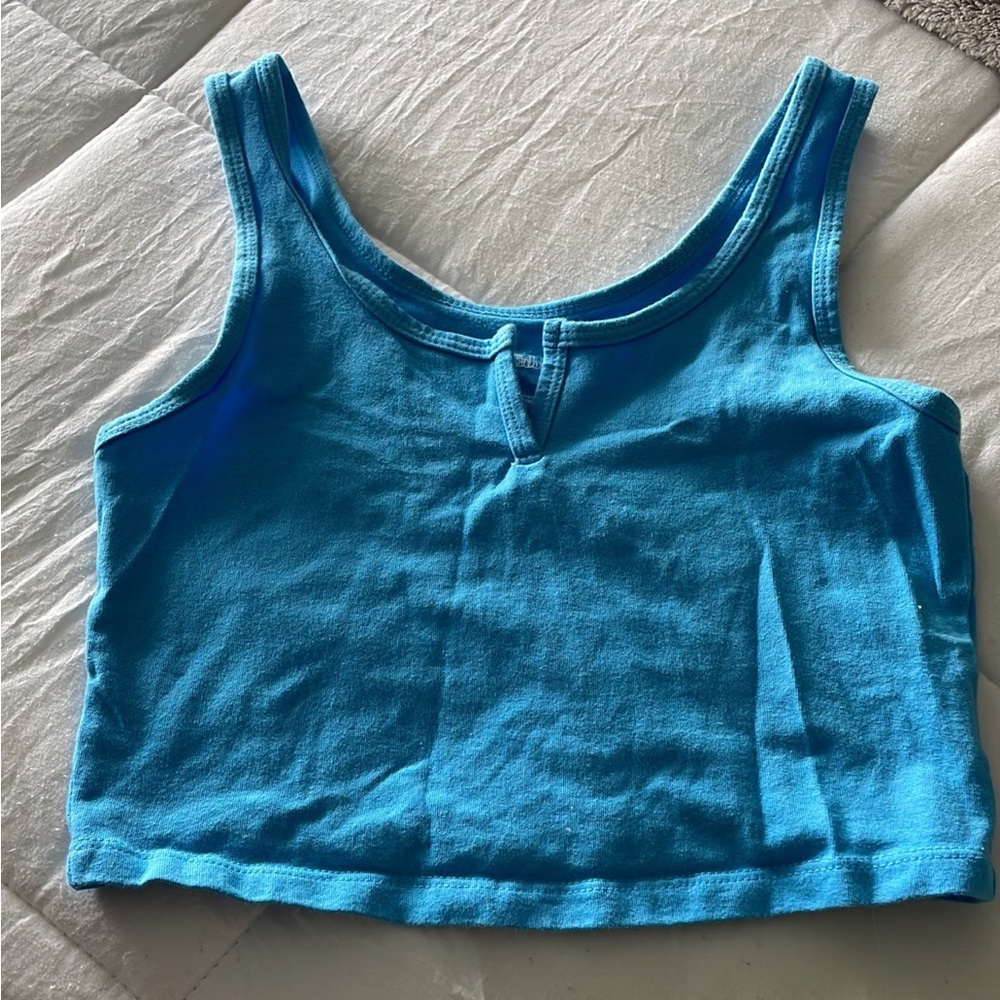 crop top